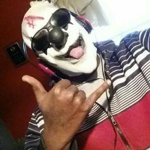 Meet your Posher, Sergio